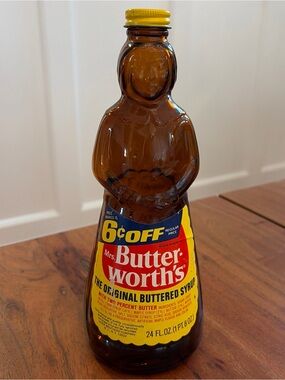 Vintage 1971 Mrs. Butterworth's Glass Syrup Bottle 24 oz Amber Rare 6¢ Off Label